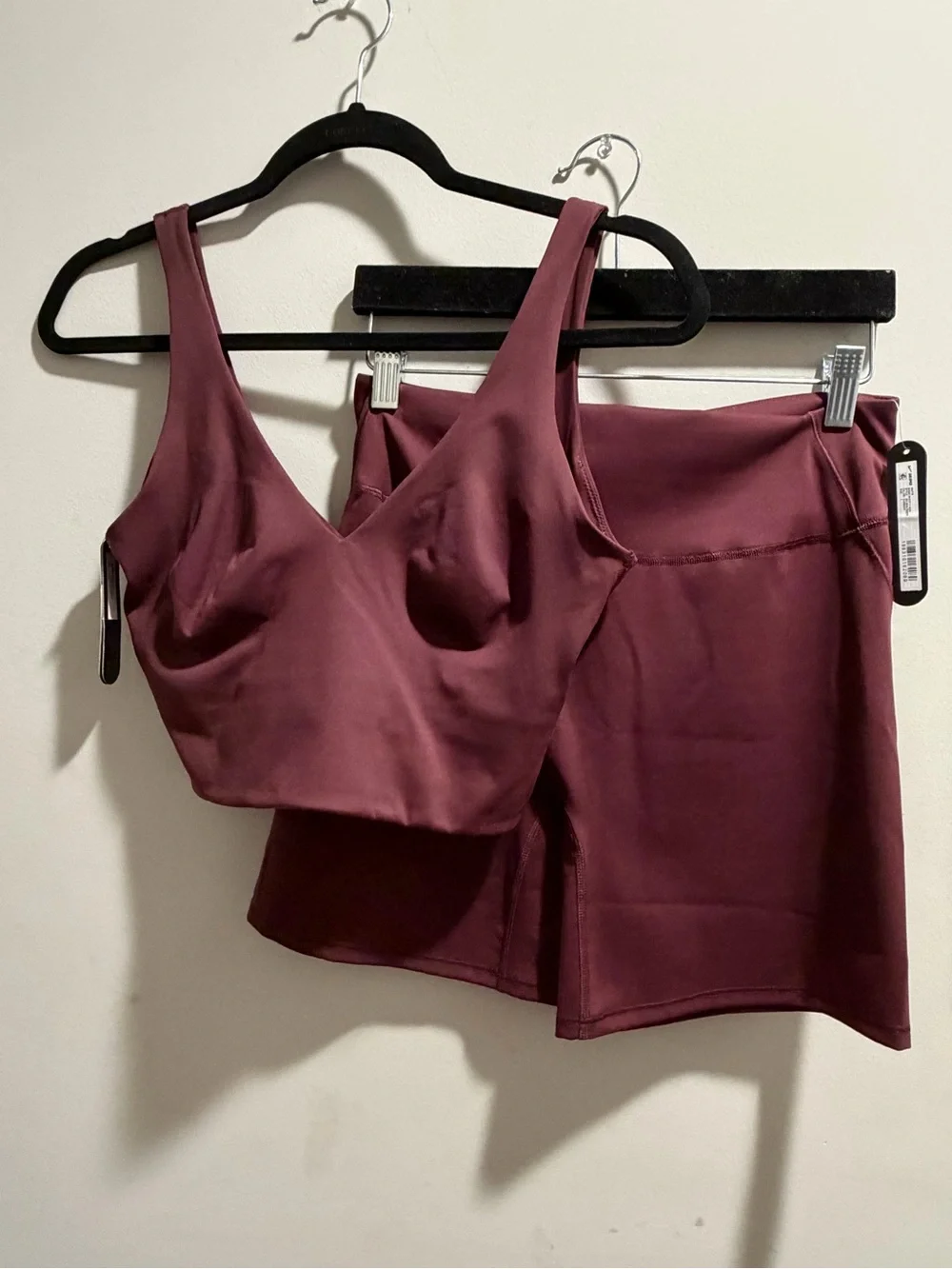 Nike x SKIMS SET Currant  V-Neck Sports up Bralette & Biker shorts
